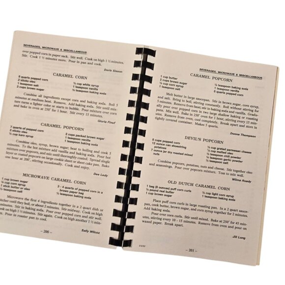 Soroptimist International Of Winfield KS Sharing Our Best Cookbook 1990s - Picture 10 of 15